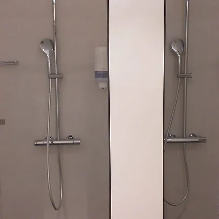 Be Intendente אכסניה