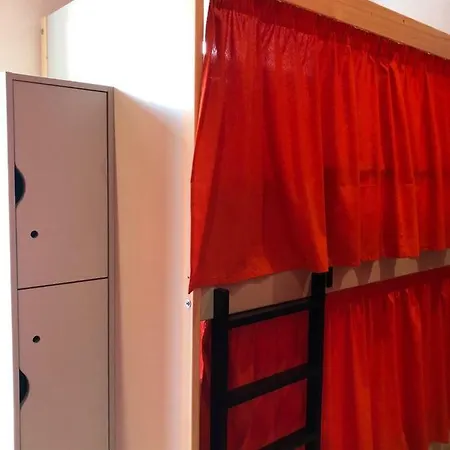 Be Intendente Hostal