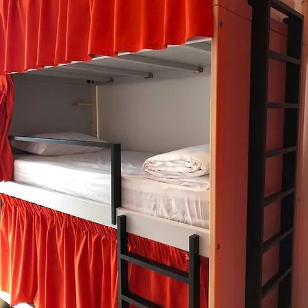 Be Intendente Hostel Lizbona